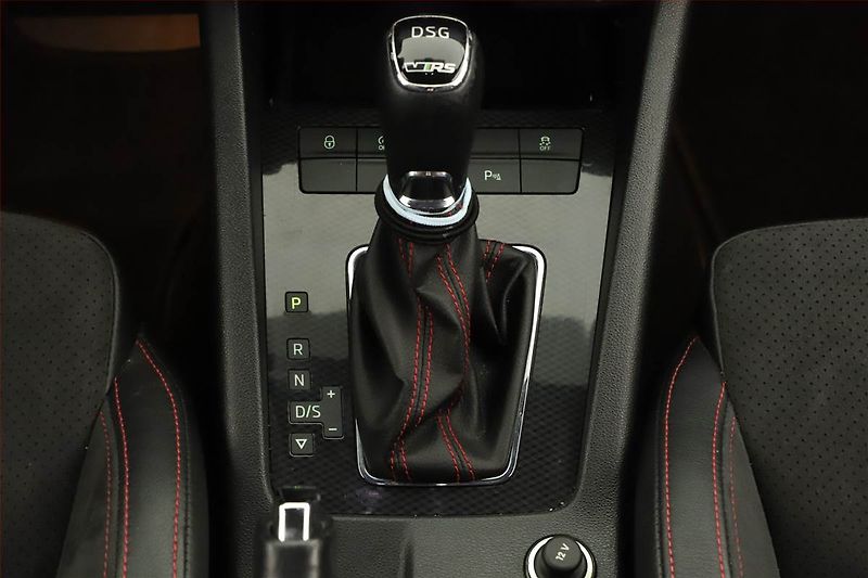 Škoda Octavia (2017) RS 2.0 TDI, Automat, Kůže - fotka 17 z 20
