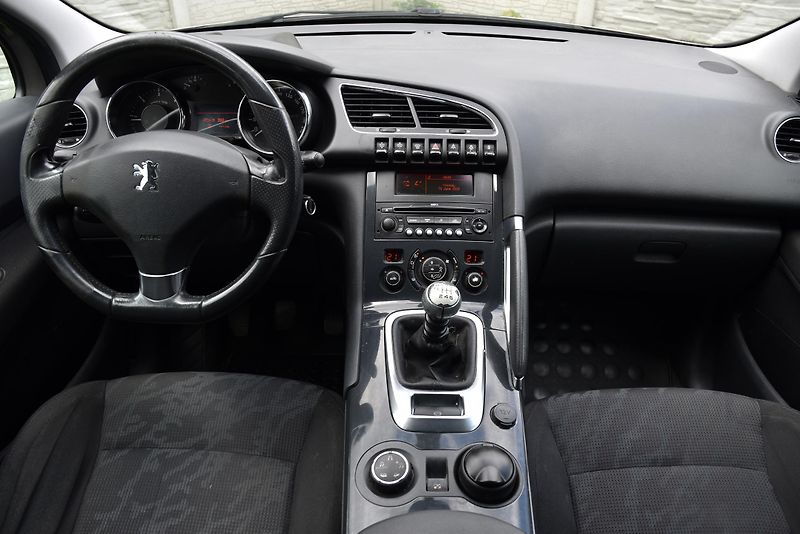 Peugeot 3008 2.0 HDi 6st,DKLIMA,TEMP,TZ,ALU - fotka 24 z 37