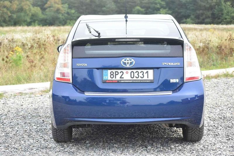 Toyota Prius je trošku přehlíženou, ale zajímavou volbou na trhu s ojetinami
