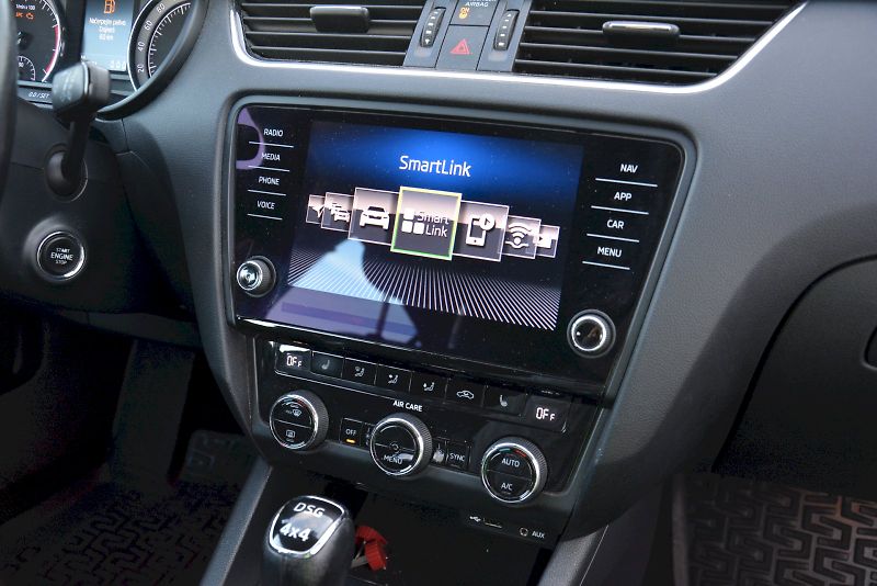 Škoda Octavia (2017) Combi 1.8 TSI 132 kW 4x4 DSG 6 - fotka 14 z 30