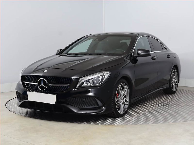 Mercedes-Benz CLA (2016) 220 CDI 4MATIC, 4X4, Automat - fotka 2 z 19