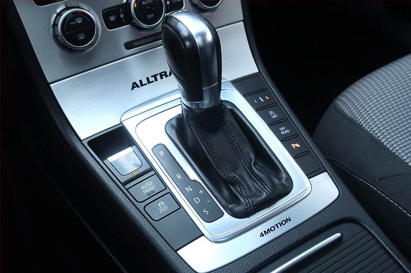 Volkswagen Passat (2012) Alltrack 2.0 TDI, 4X4 - fotka 13 z 29