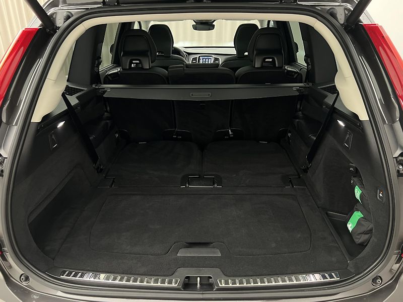 Volvo XC90 B5 AWD BRIGHT PLUS REZERVACE - fotka 5 z 50