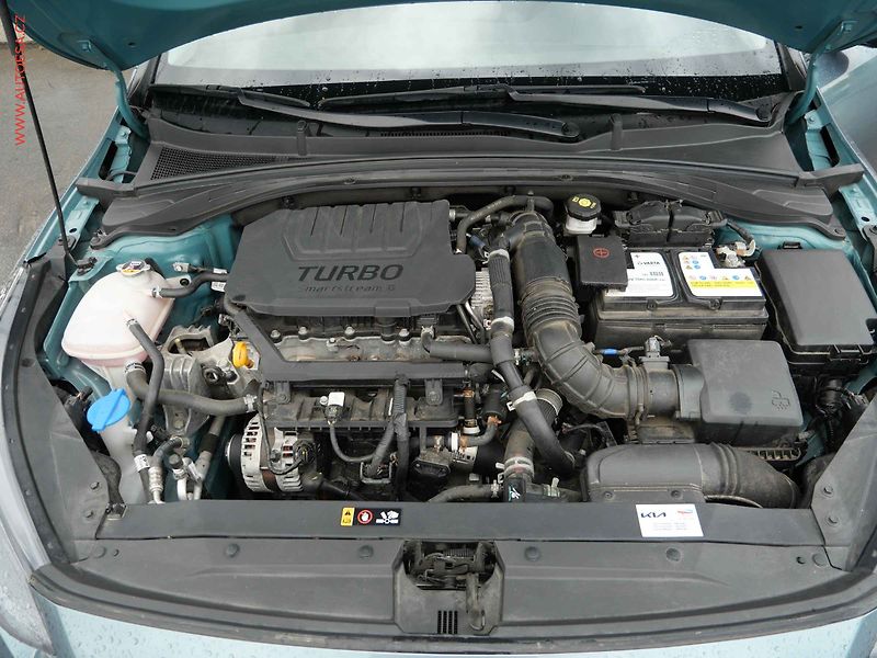 Kia Ceed (2024) 1.5 TGDi, 1.maj,ČR, AC - fotka 23 z 25