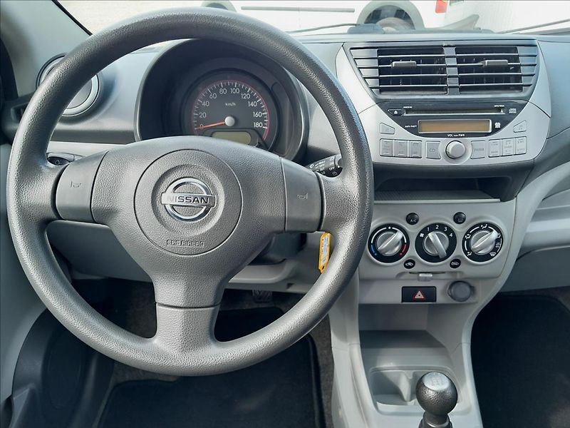 Nissan Pixo 1,0i 50kW - fotka 32 z 41