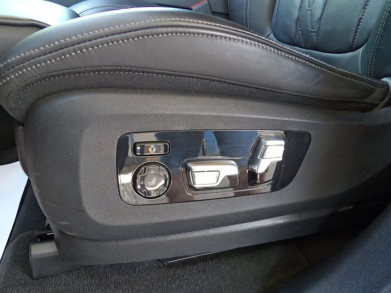 BMW X5 3.0d xDrive Mpaket 360° TZ ČR - fotka 21 z 35