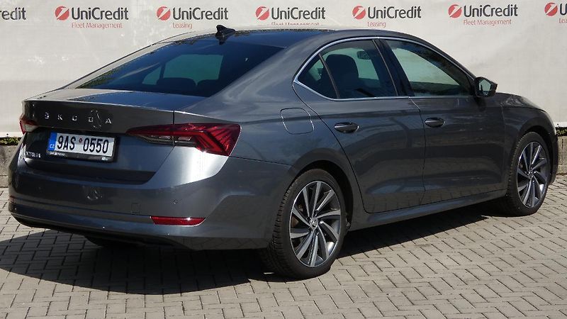 Škoda Octavia 2,0 TDI 85kW Style DSG - fotka 3 z 26