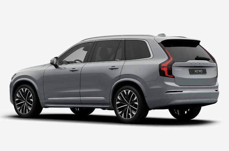 Volvo XC90 (2025) B5 PLUS BRIGHT - fotka 2 z 11
