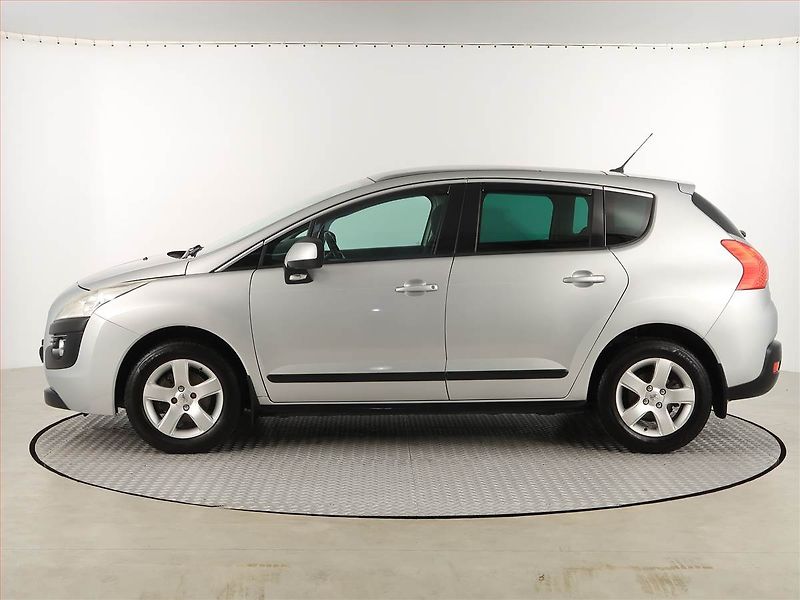 Peugeot 3008 (2012) 1.6 HDi, Tempomat - fotka 3 z 17