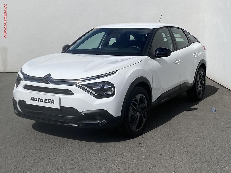 Citroën C4 (2023) 1.2 PT, 1.maj,ČR, Feel, navi - fotka 3 z 16