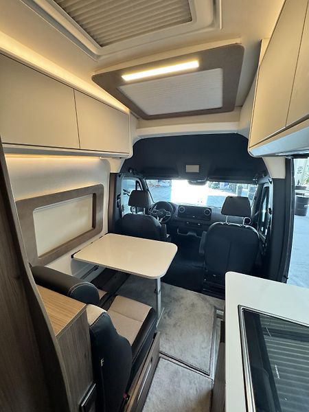 Kabe Travel Master VAN (2025) Abisko Van 690 LB 4x4  - fotka 32 z 40