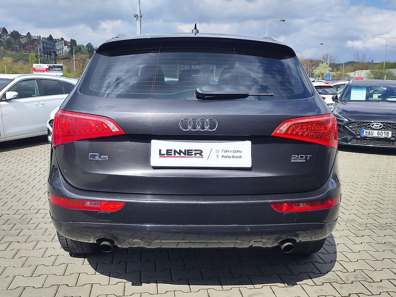 Audi Q5 2.0 TFSi/155kW Quattro ČR - fotka 6 z 30