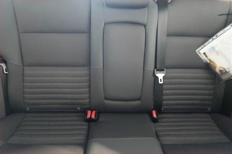 Volvo V50 (2009) 2.0 D, nová STK, za super cenu - fotka 10 z 16