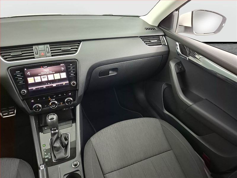 Škoda Octavia (2017) 1.4 TSI, Automat, Navi - fotka 8 z 17