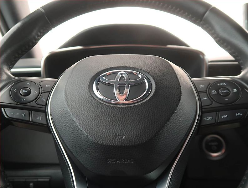 Toyota Corolla (2023) Comfort 1.8 Hybrid - fotka 15 z 19