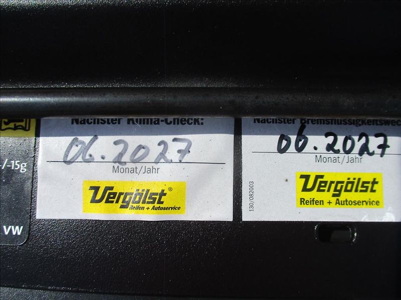 Volkswagen Polo 1,2 TSi, klima, serv. kniha, - fotka 28 z 37