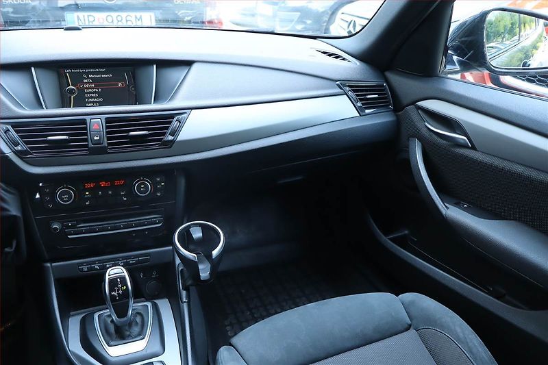 BMW X1 (2014) M Sport xDrive18d, 4X4 - fotka 8 z 24