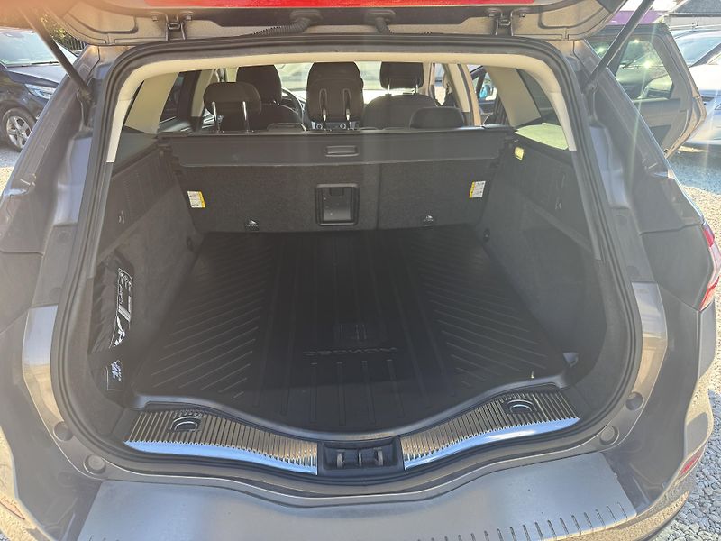 Ford Mondeo (2015) 1.5(118KW) 1MAJITEL,SERVISKA - fotka 26 z 45