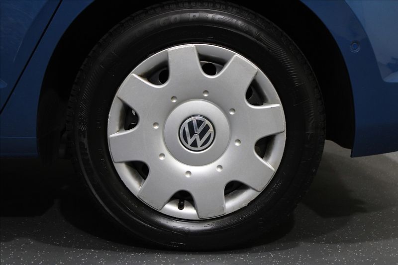 Volkswagen Touran 1,4 TSI DSG Highline blue pear - fotka 29 z 30