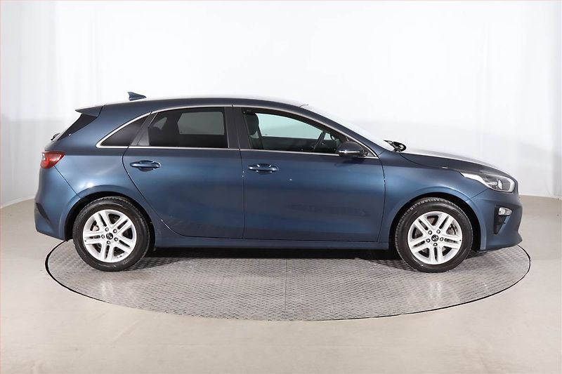 Kia Ceed (2019) 1.4 MPI, Serv.kniha, Navi - fotka 6 z 21