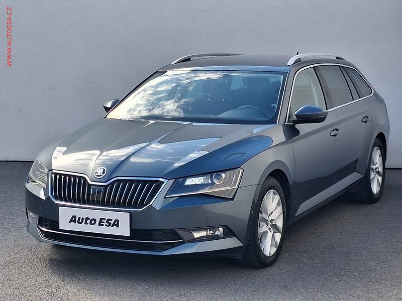 Škoda Superb (2018) 1.6TDI, AC, navi, park.asist - fotka 3 z 18