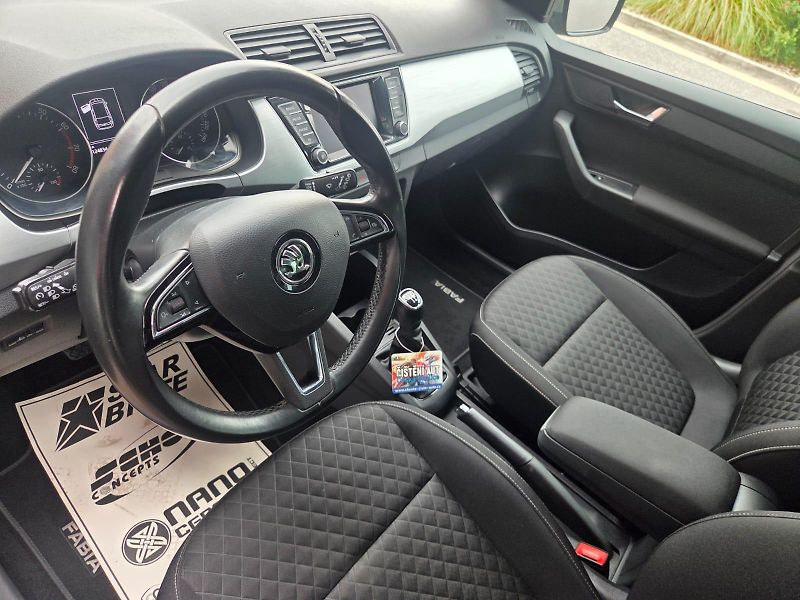 Škoda Fabia (2017) 1.0 TSI SERVISI KNÍŽKA - fotka 8 z 10