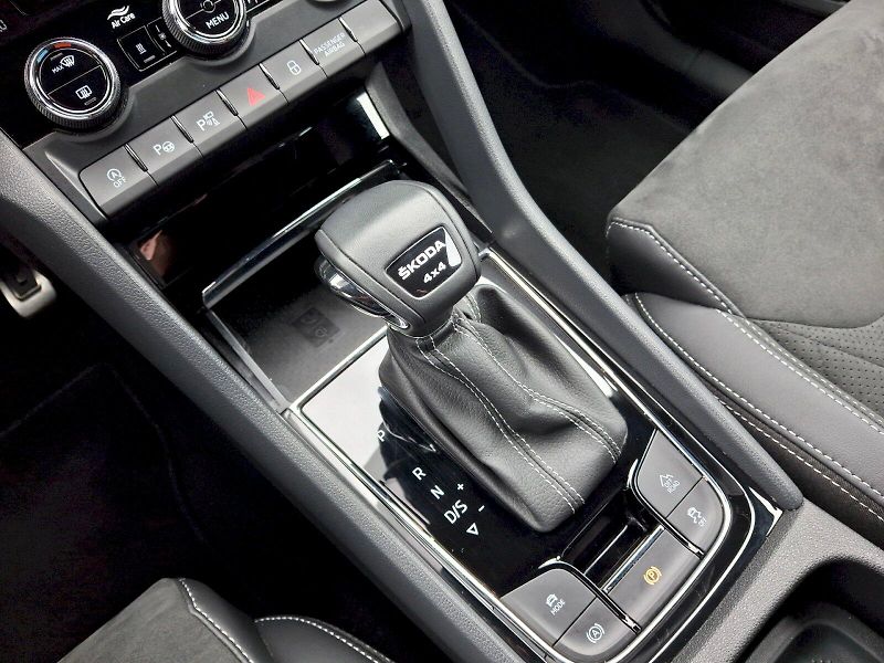Škoda Kodiaq (2024) SportLine Exclusive DSG 4x4 2, - fotka 31 z 35