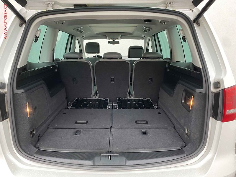 Volkswagen Sharan (2014) 2.0 TDi, Highline, DSG, panor - fotka 7 z 19