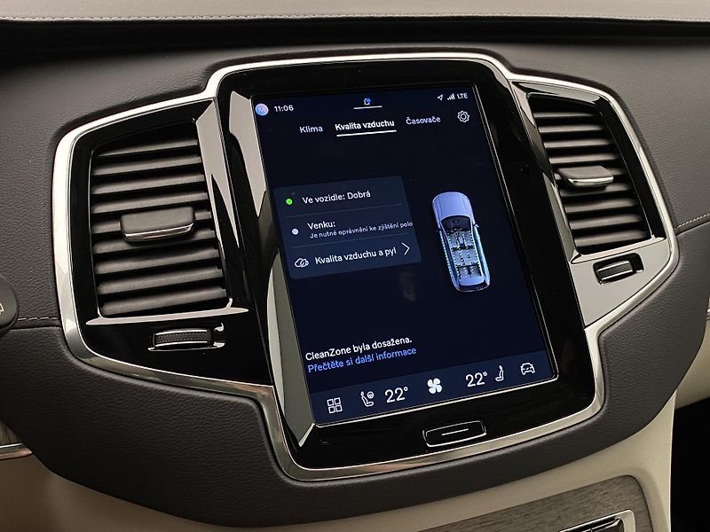 Volvo XC90 B5 AWD PLUS BRIGHT REZERVACE - fotka 36 z 58