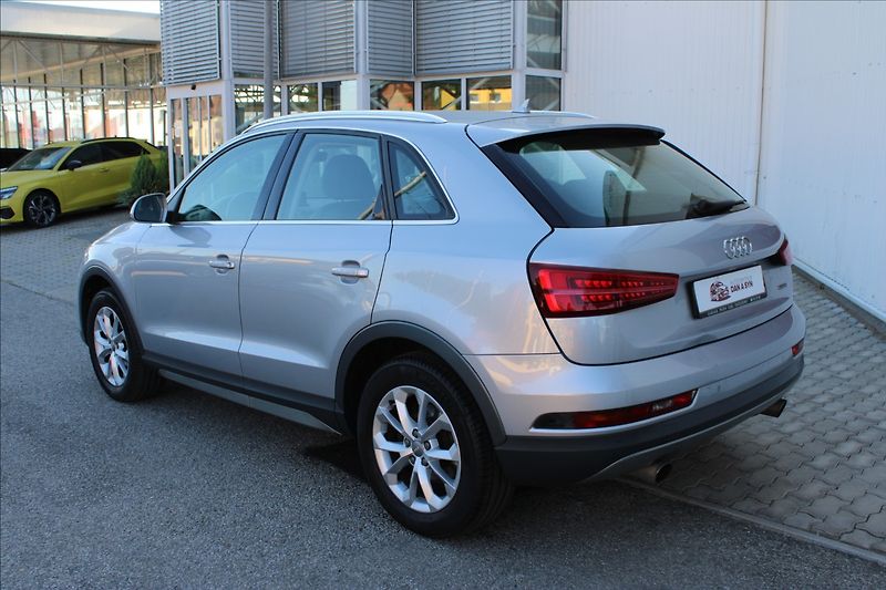 Audi Q3 2,0 TFSi 162 KW S-tronic Quatt - fotka 4 z 4