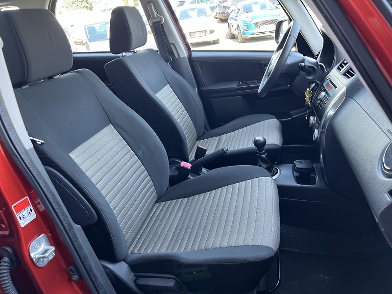 Fiat Sedici 1.6i 16v 88kw 4x2 KLIMA  ALU - fotka 28 z 38