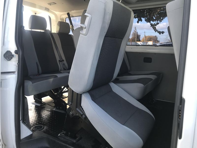 Volkswagen Transporter  2.0 TDI 75KW,KLIMA,9-MÍST - fotka 9 z 14