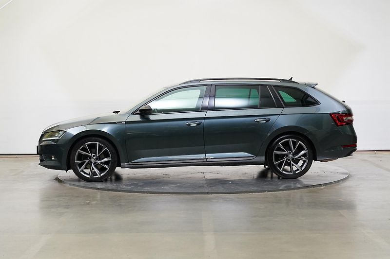 Škoda Superb - fotka 3 z 29