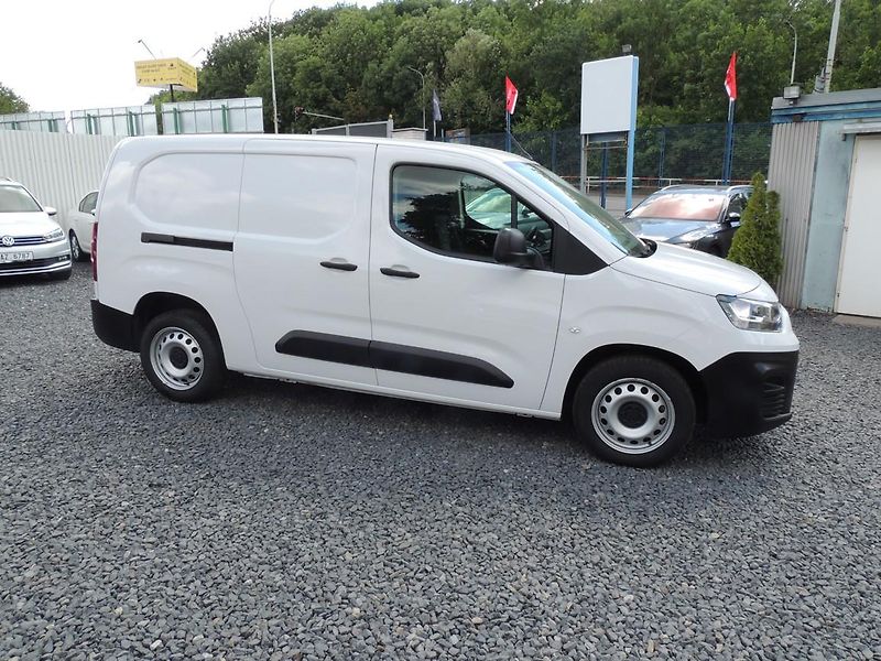 Fiat Dobló cargo (2023) 1.5HDi,L2,ČR,1.majitel - fotka 4 z 28