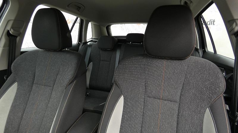 Škoda Kamiq 1,5 TSi 110KW STYLE - fotka 7 z 23