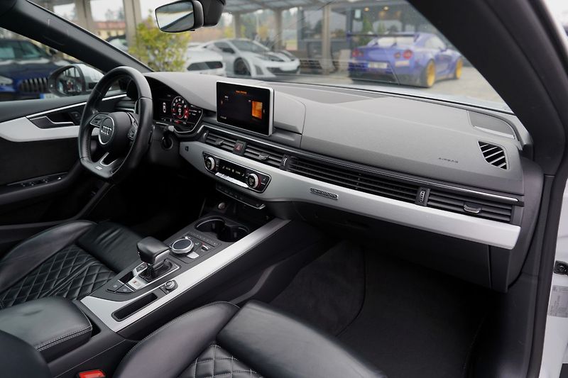 Audi S5 3.0 TFSI tiptronic Quattro/B&O - fotka 31 z 49