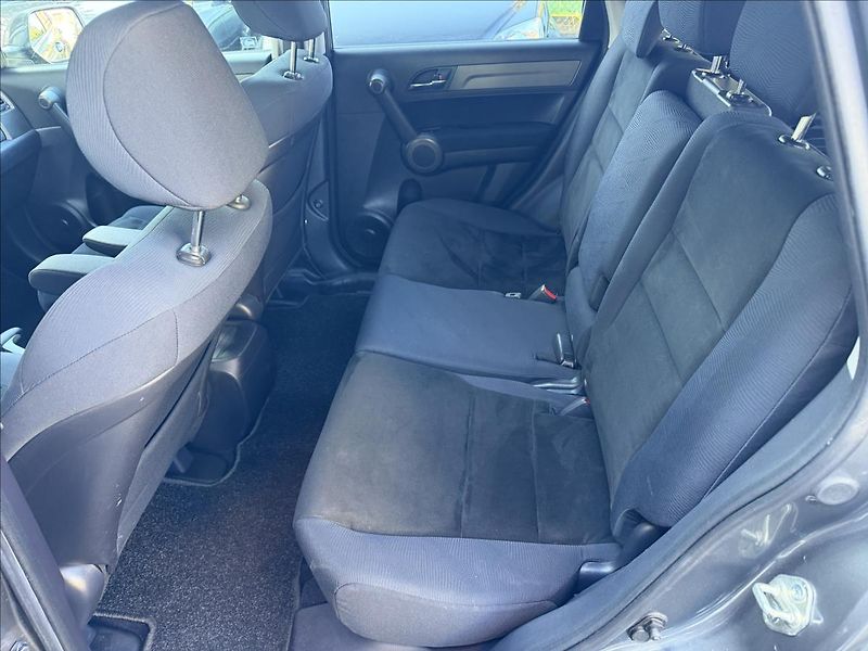 Honda CR-V 2,0 4x4 TAŽNÉ - fotka 13 z 24