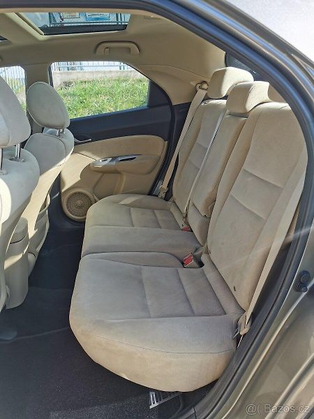 Honda Civic (2006) Nejvyšší výbava Executive  - fotka 12 z 17