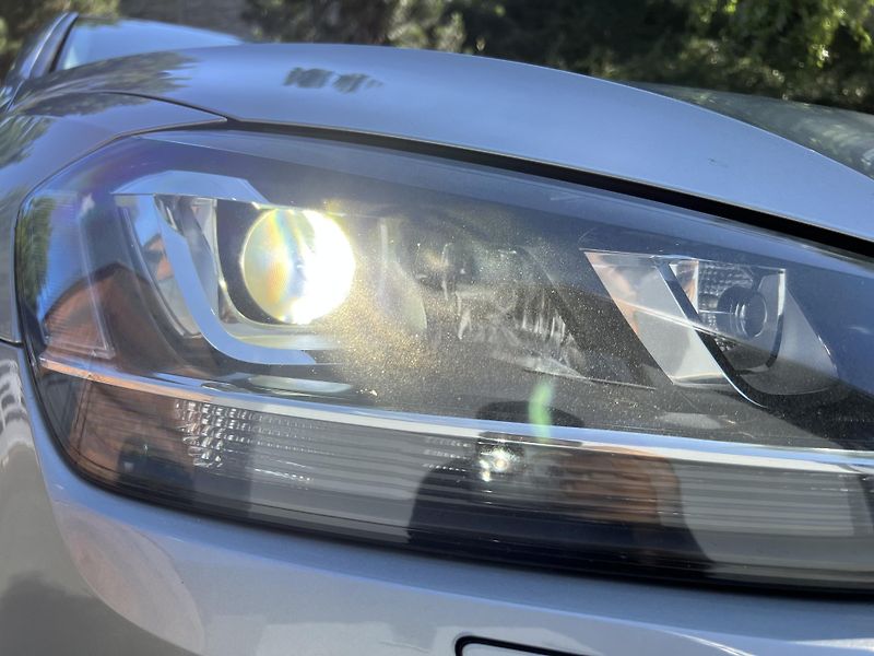 Volkswagen Golf 2.0 TDi 110 kW DSG ACC KESSY - fotka 21 z 21