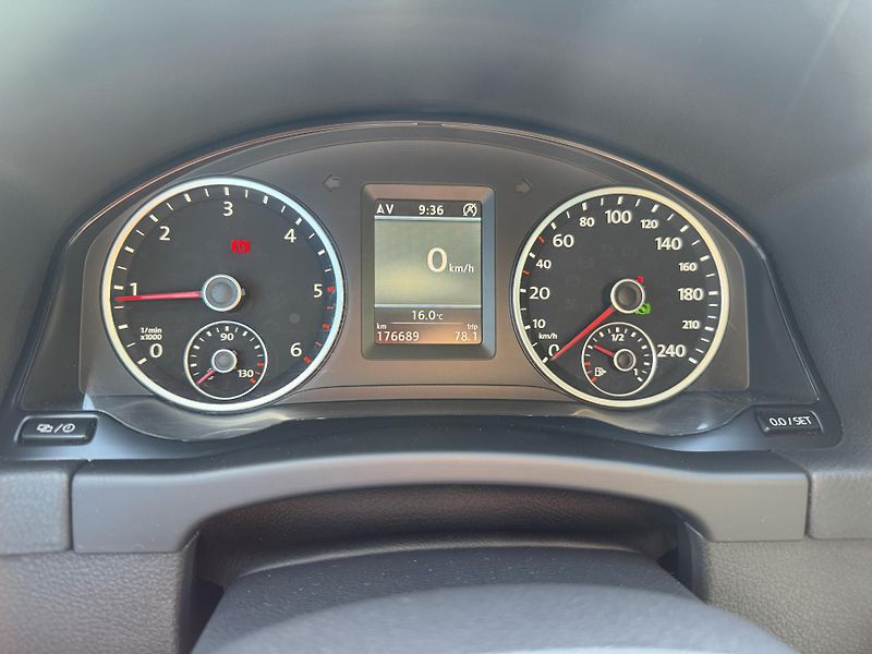 Volkswagen Tiguan 2.0TDi,DSG,rezervace - fotka 26 z 63
