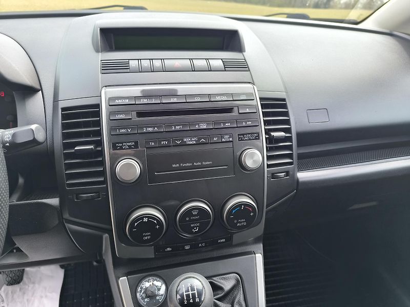 Mazda 5 (2009) 1.8  7MÍST,DOLOŽENÉ KM,SERVIS - fotka 25 z 35