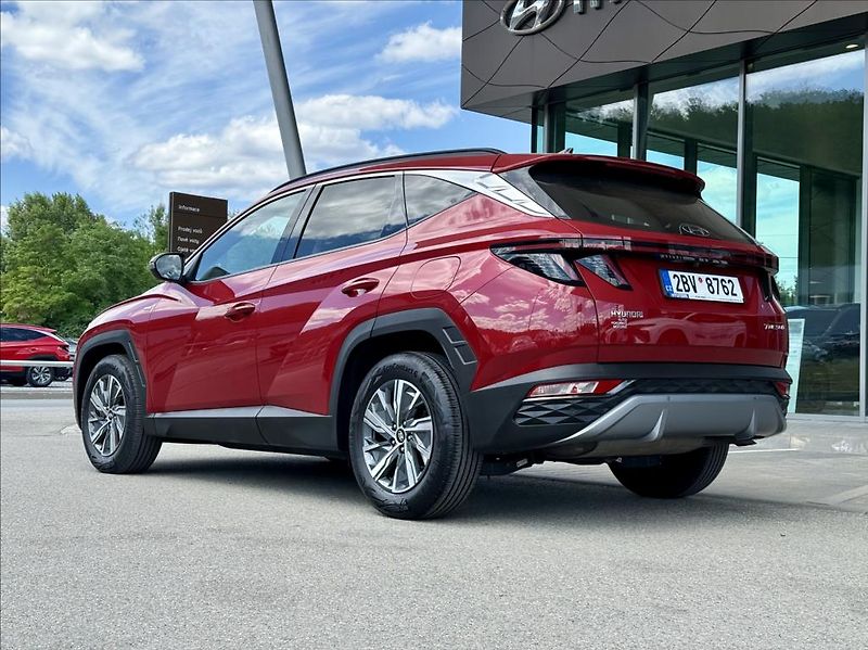 Hyundai Tucson 1,6 T HP  Smart Navi Sense+ - fotka 2 z 28