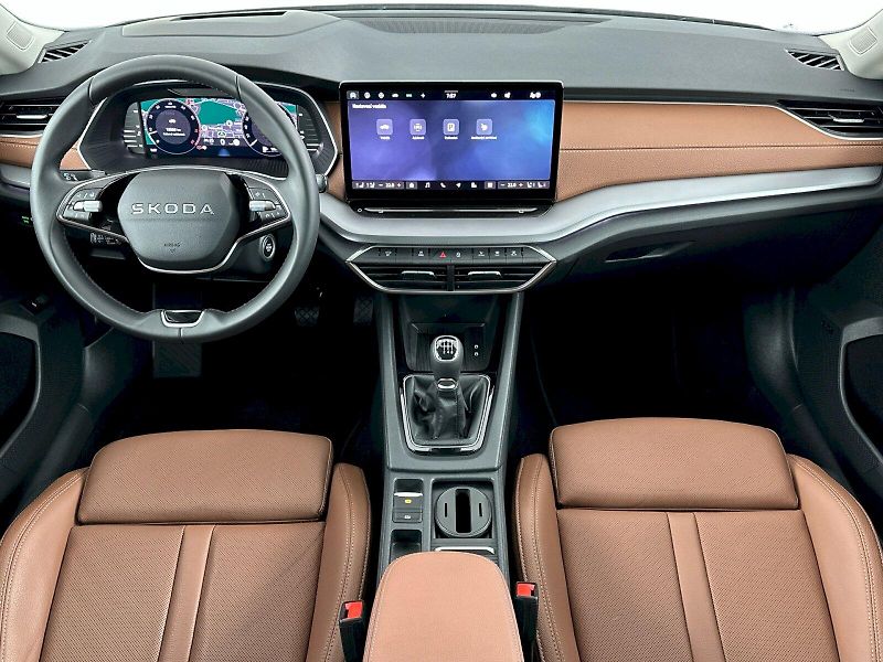 Škoda Octavia (2025) Combi 1.5TSI 110kW Exclusive S - fotka 5 z 34