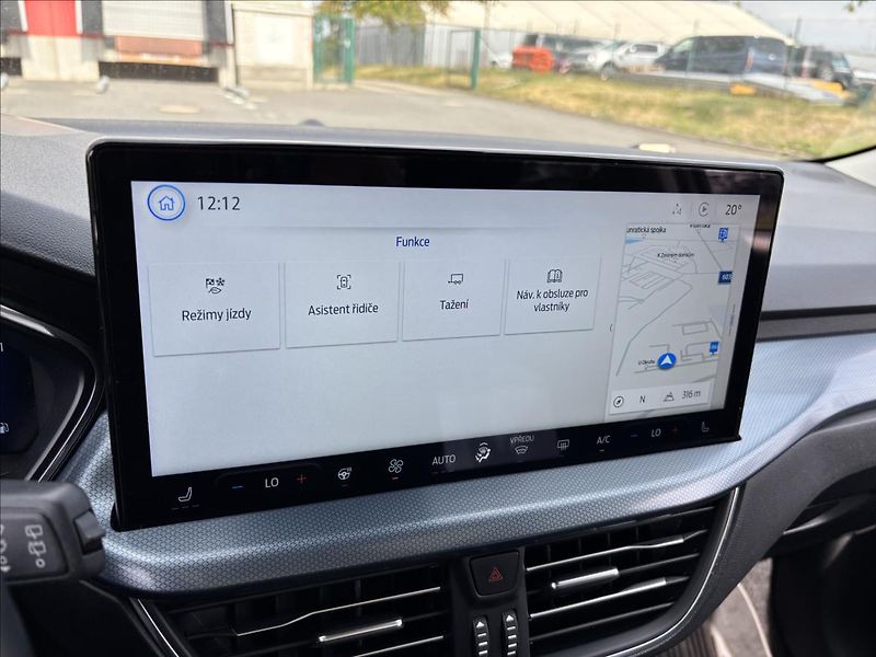 Ford Focus 1,0 mHEV 114kW Active DPH - fotka 31 z 44