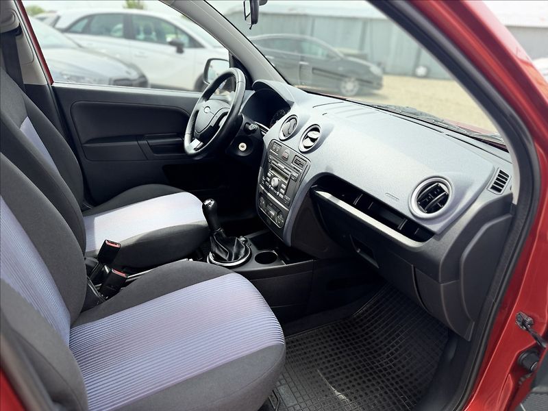 Ford Fusion 1,4 i DIGIKLIMA 57tKm PŮVOD ČR - fotka 24 z 27