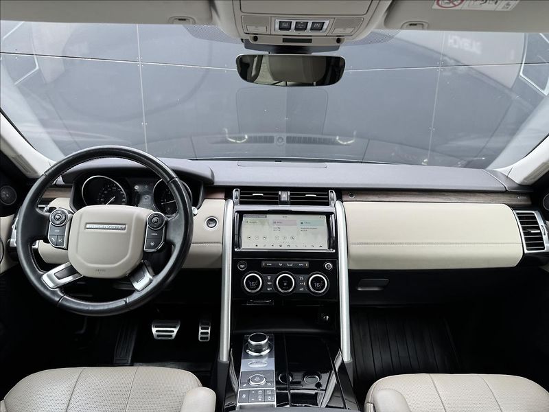 Land Rover Discovery 3,0 TDV6 HSE AWD AT ČR DPH - fotka 15 z 31