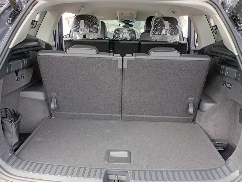 Volkswagen Tayron (2026) 1,5 eTSI 110 kW mHEV  People - fotka 10 z 16