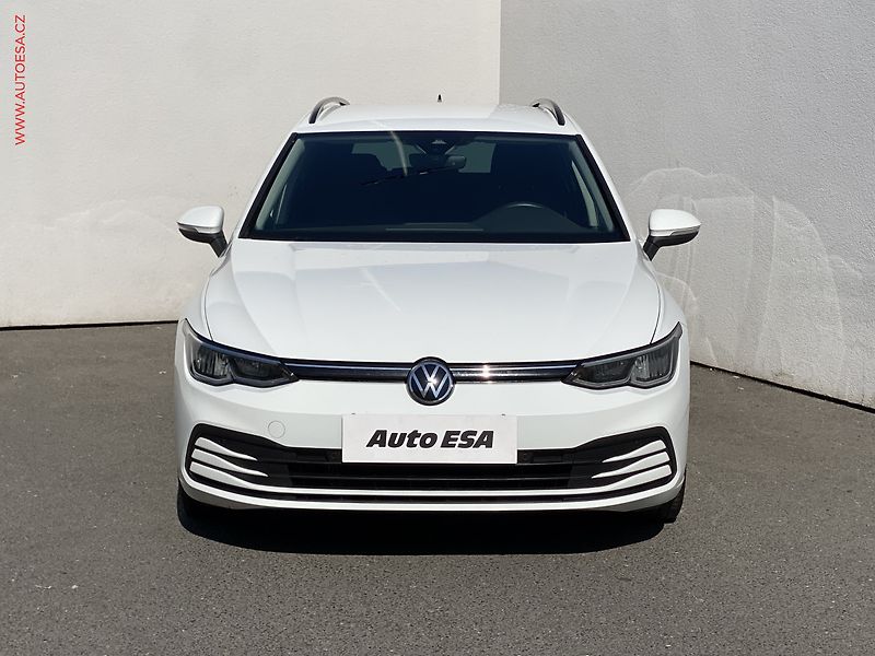 Volkswagen Golf (2022) 2.0 TDi, ČR, Life - fotka 2 z 19