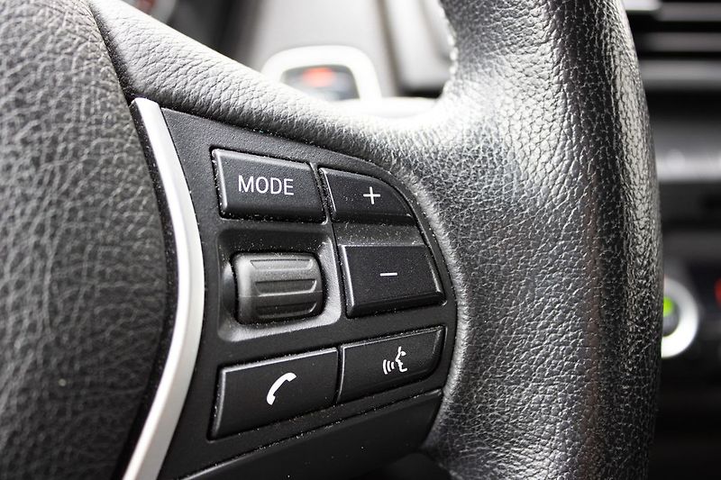 BMW Řada 1 116d, servisované - fotka 23 z 26