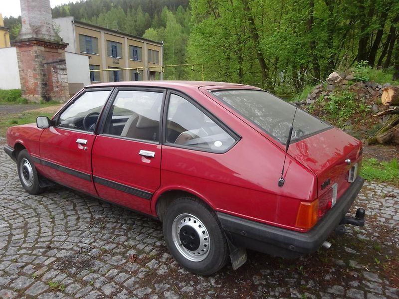 Ostatní (1985) TALBOT 1510 - fotka 2 z 23